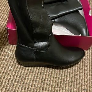 SO Albacore knee high black boots size 9.5 regular calf